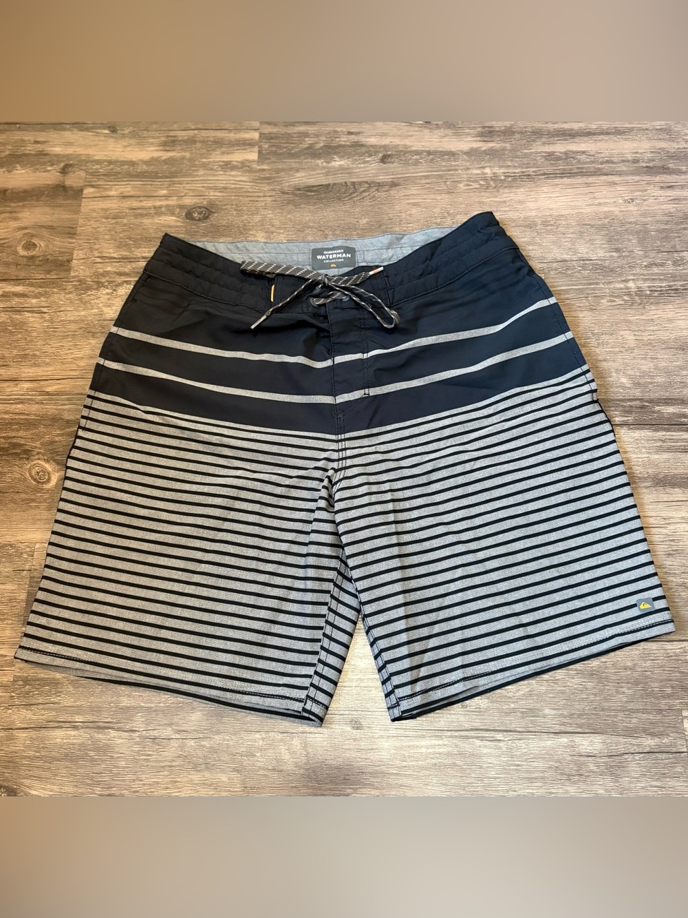 Quiksilver Men's Black and Gray Striped Boardshorts